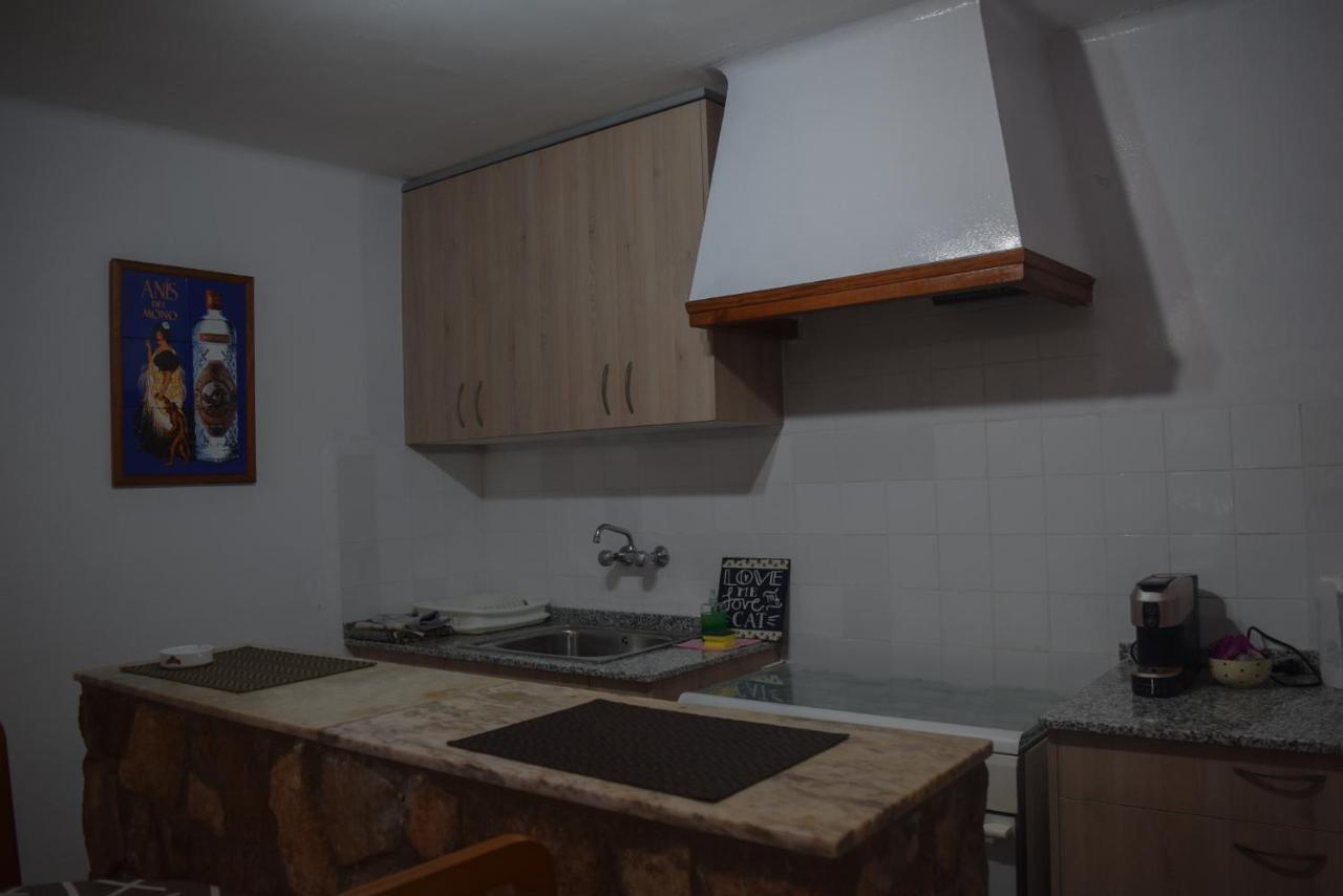 La Casa De Las Burbujas Azules Caspe Buitenkant foto